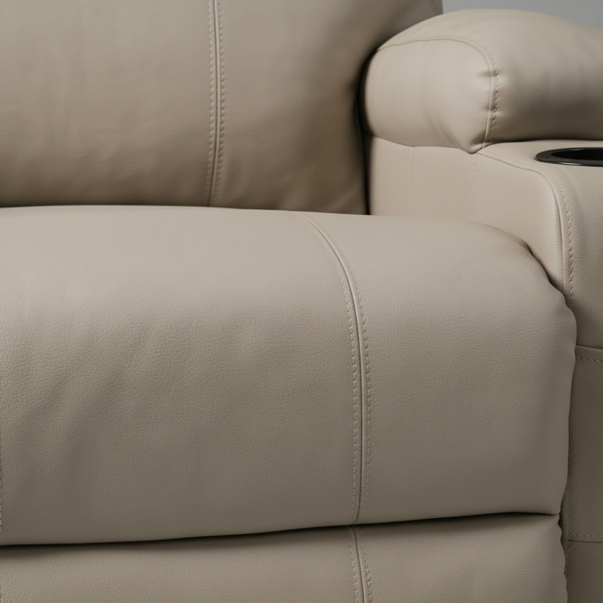 כורסת עיסוי וחימום Dolce Vita Milano Luxury - עור תעשייתי איכותי, צבע בז'